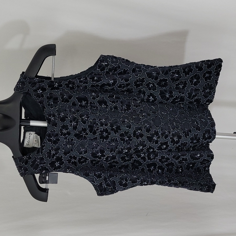 vintage Stenay floral 100% Silk Beaded Velvet Sleeveless Black Blouse size 8